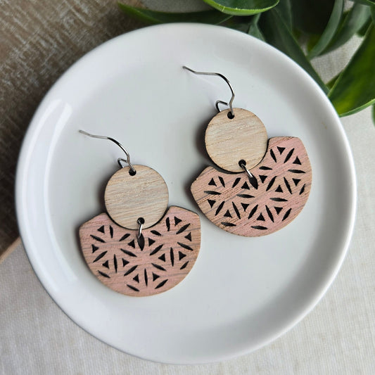 Wooden Starburst Cut-Outs - Pink