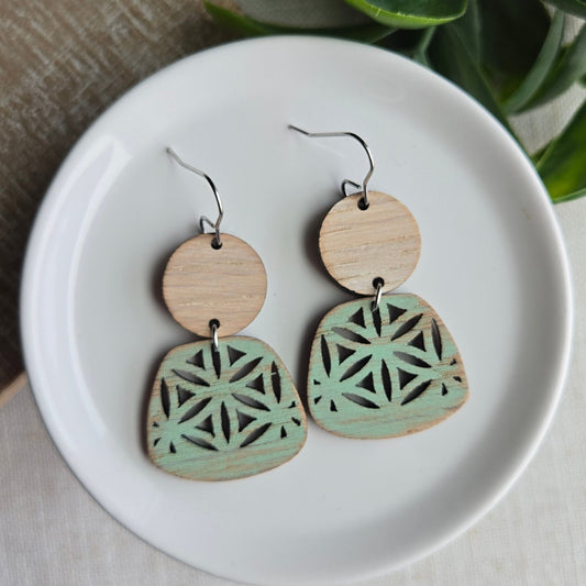 Wooden Starburst Cut-Outs - Green