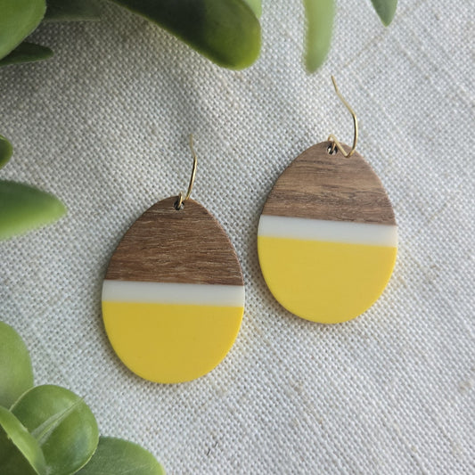 Beachy Acrylic - Yellow Teardrop