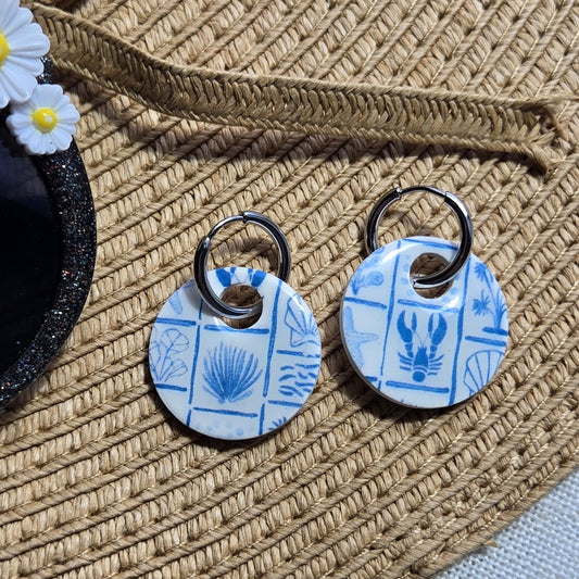 Beachy Clay - Blue Tropical Print Huggie