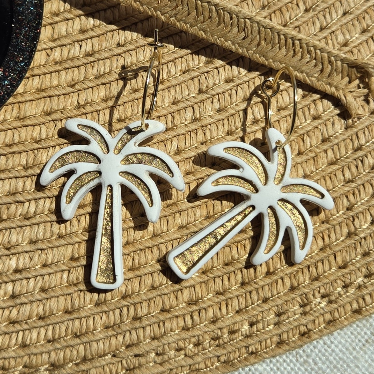 Beachy Clay - Palm Tree Hoops