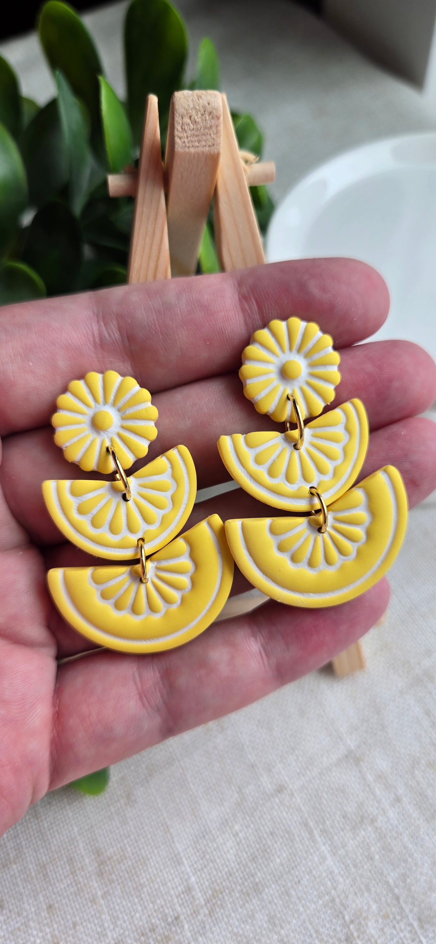 Clay Floral Tile - Yellow and White