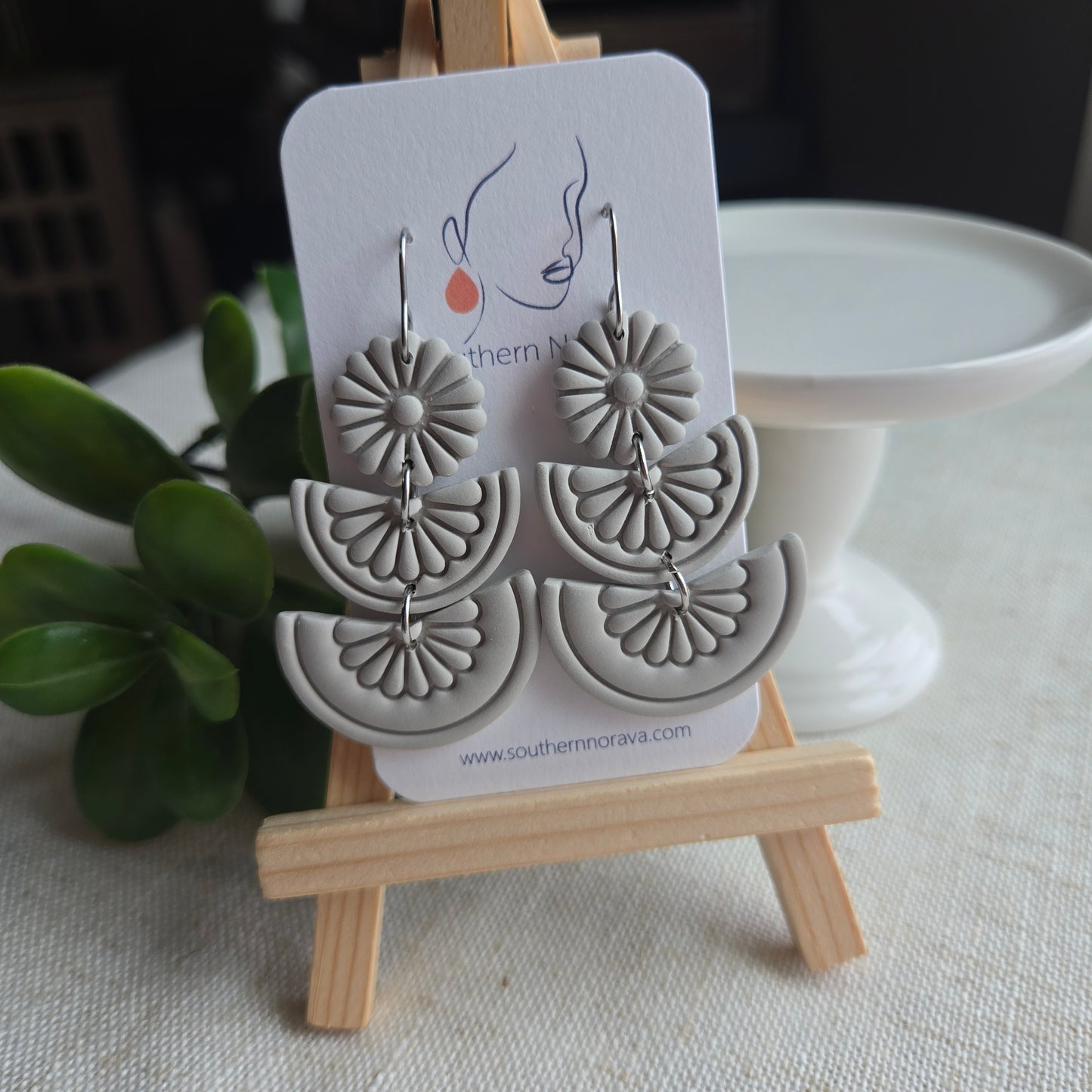 Clay Floral Tile - Neutrals