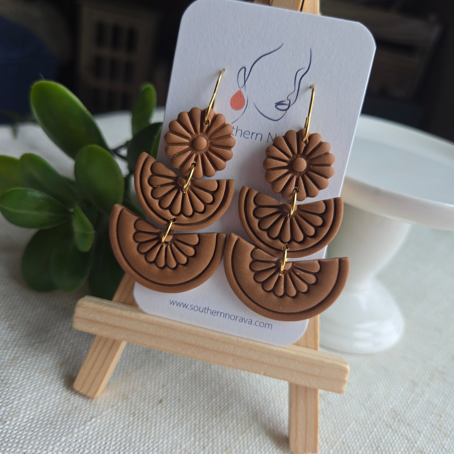 Clay Floral Tile - Neutrals