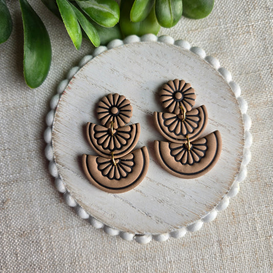 Clay Floral Tile - Caramel and Black