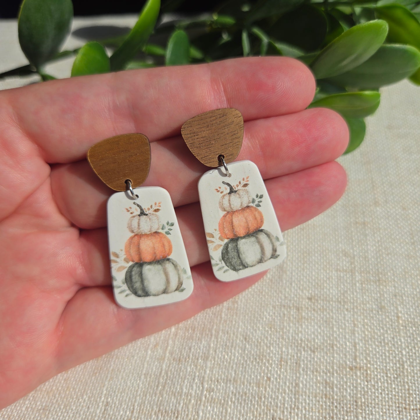 Clay Dangles - Pumpkin Stack