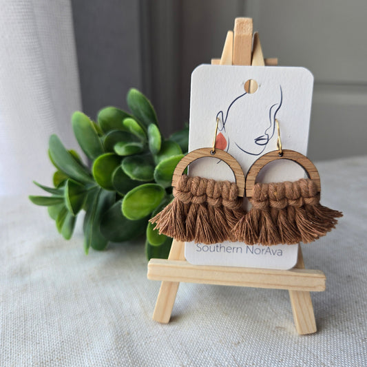 Suzie - Caramel on Light Oak - RTS