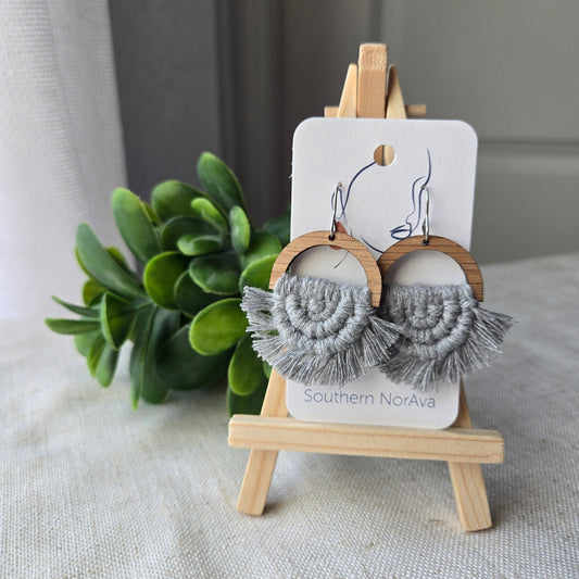 Sammie - Light Gray on Light Oak - RTS