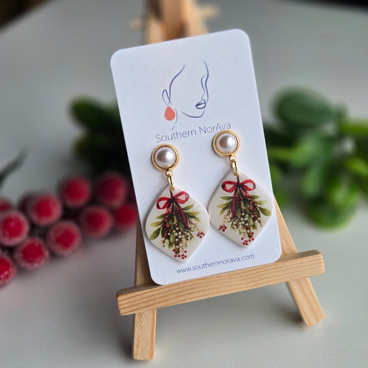 2025 Holiday - Clay Transfer - Mistletoe