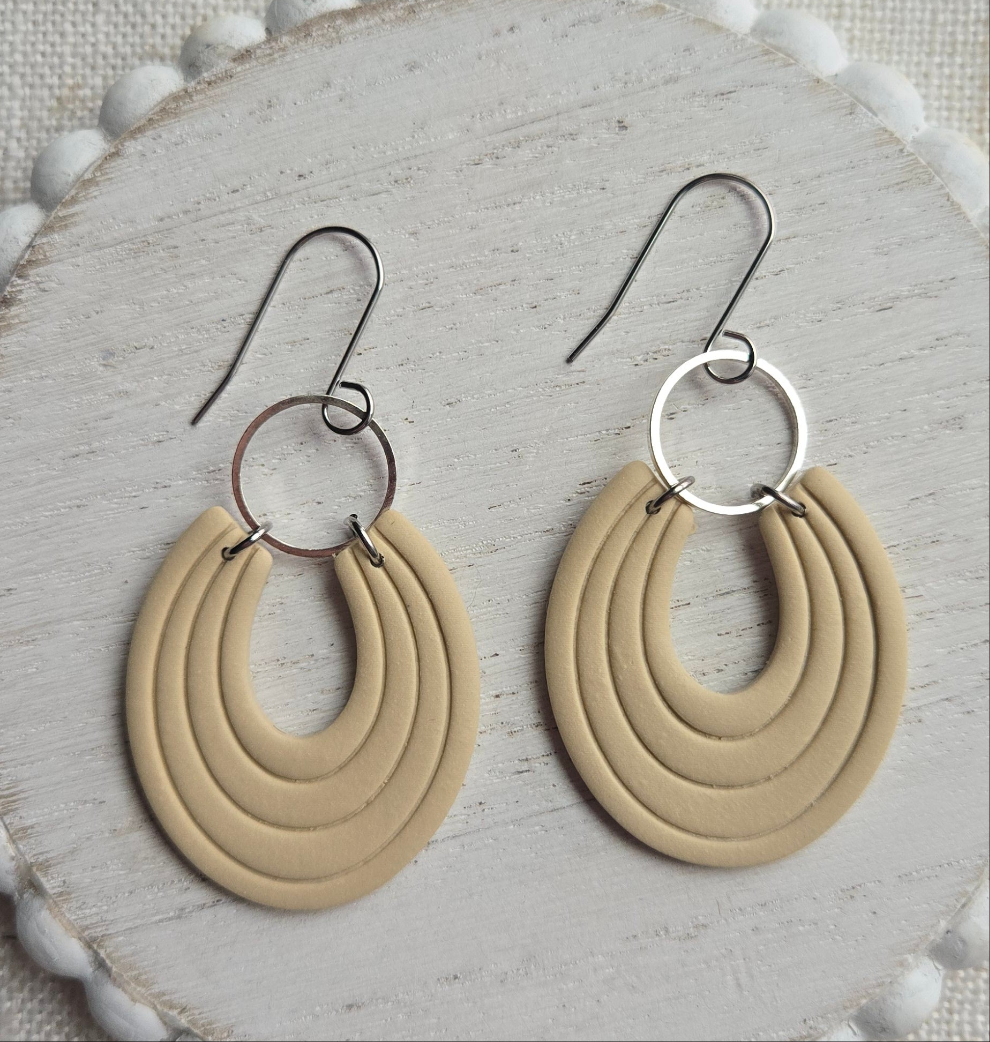 Horseshoe Drops - Multiple Colors