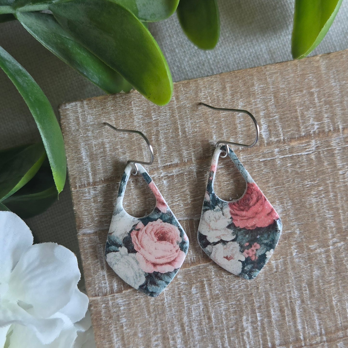 Spring Florals - Spring Rose Garden