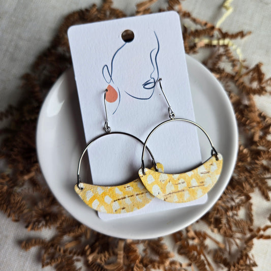 Shauna - Yellow Dobs