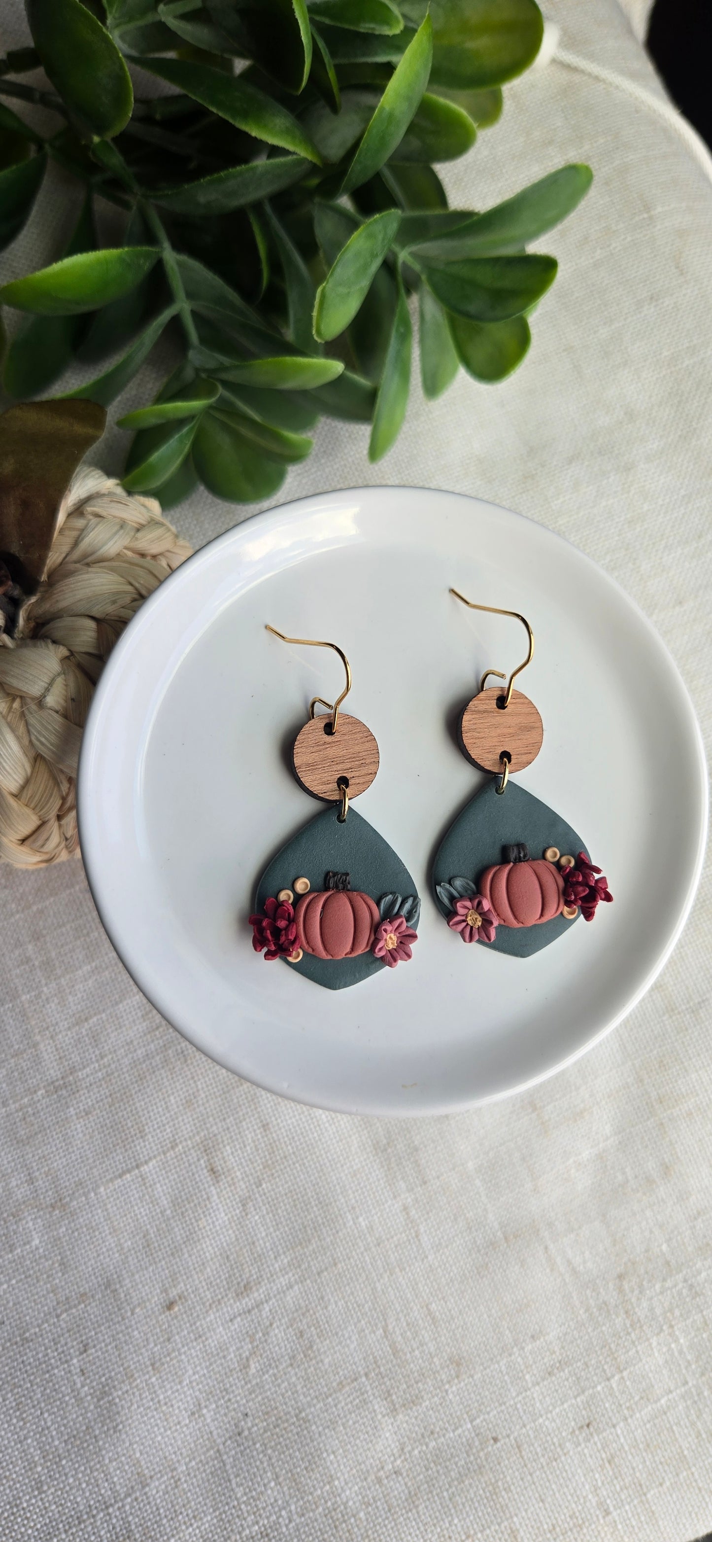 Clay Pumpkin Floral Dangle