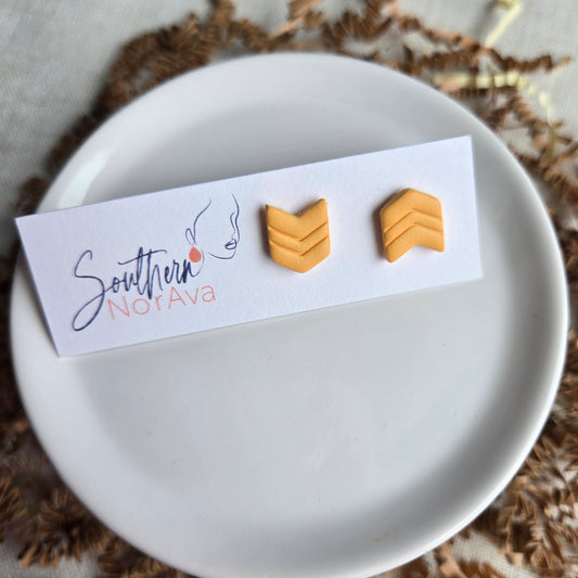 Clay - Arrow Stud - Yellow