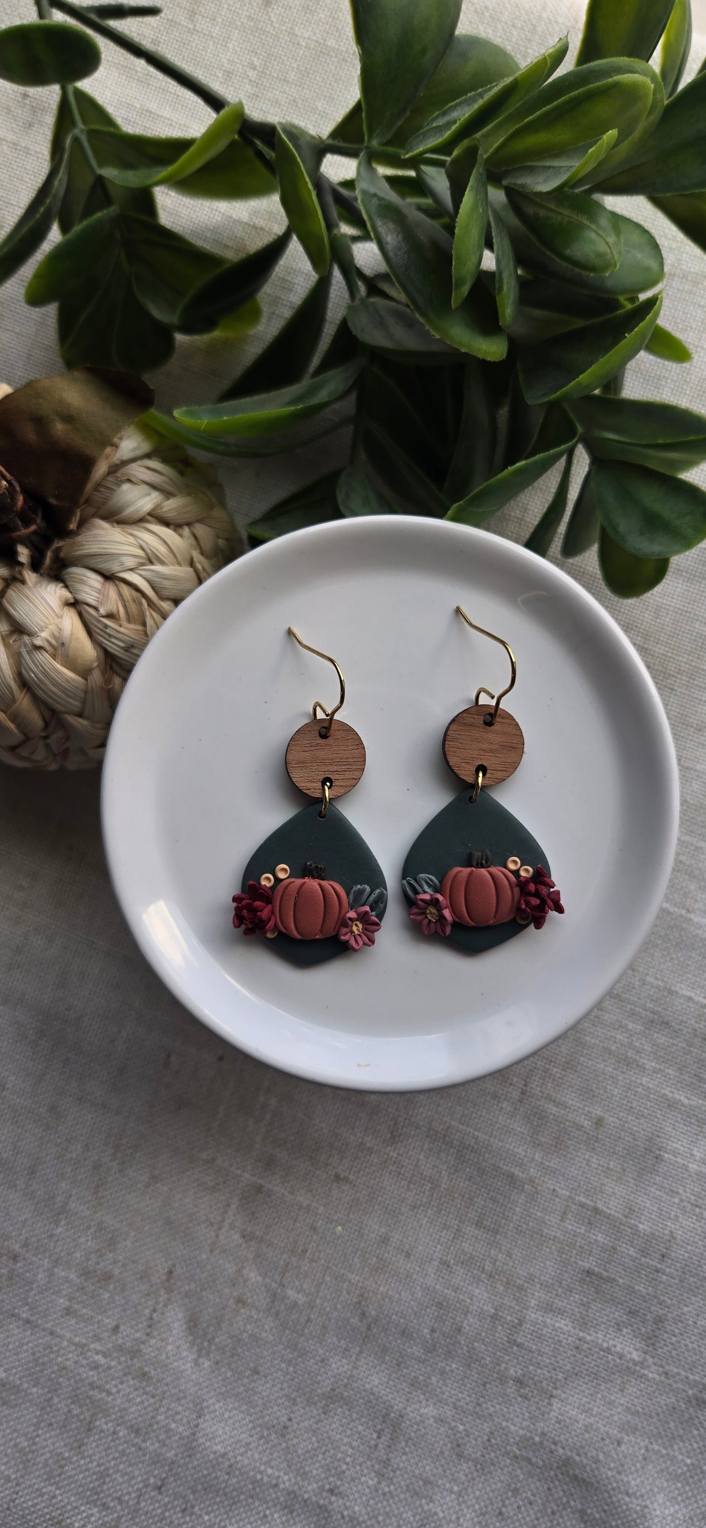 Clay Pumpkin Floral Dangle