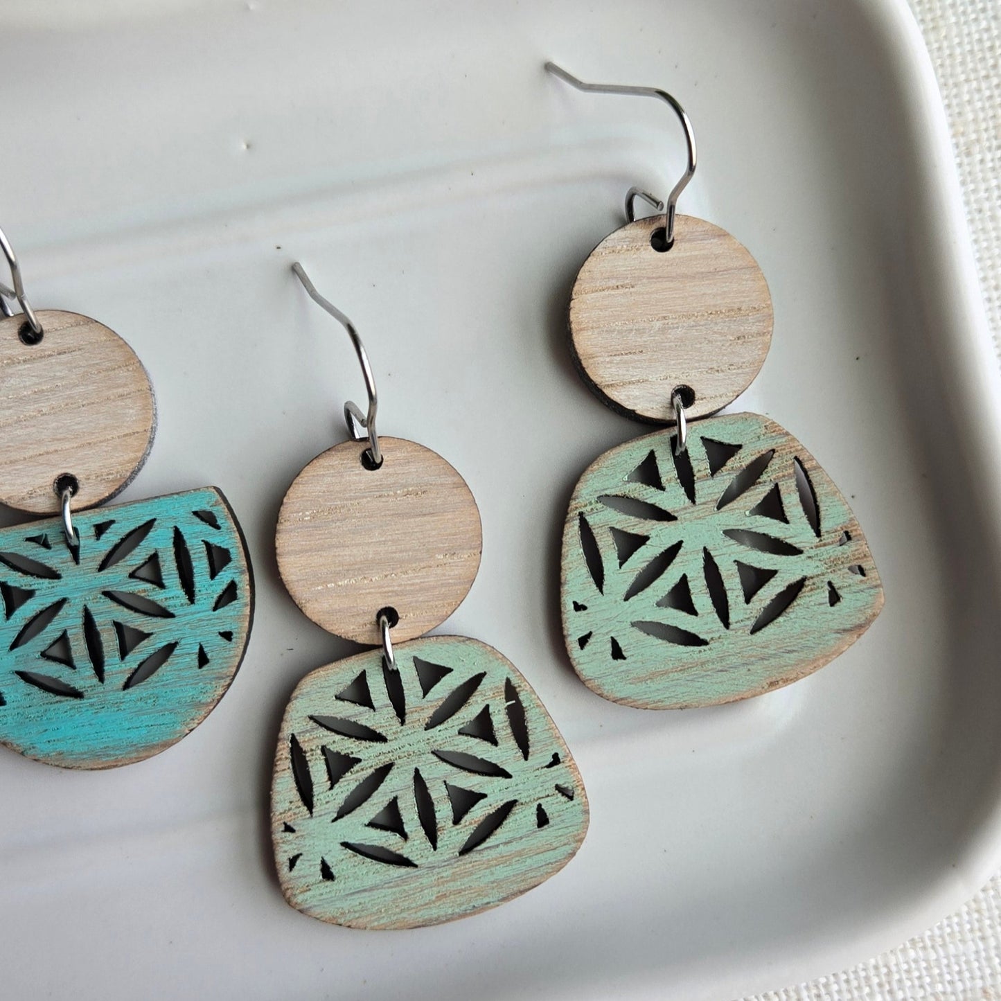 Wooden Starburst Cut-Outs - Green