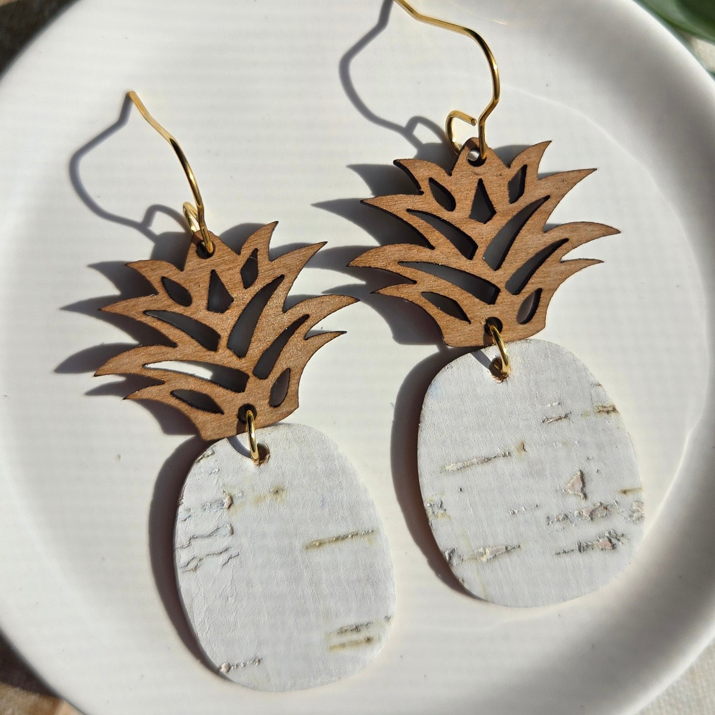 Pineapples - White