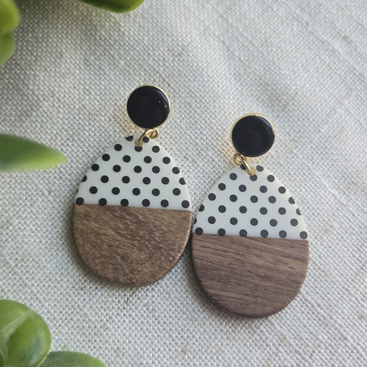 Beachy Acrylic - Black Polka Dot Teardrop