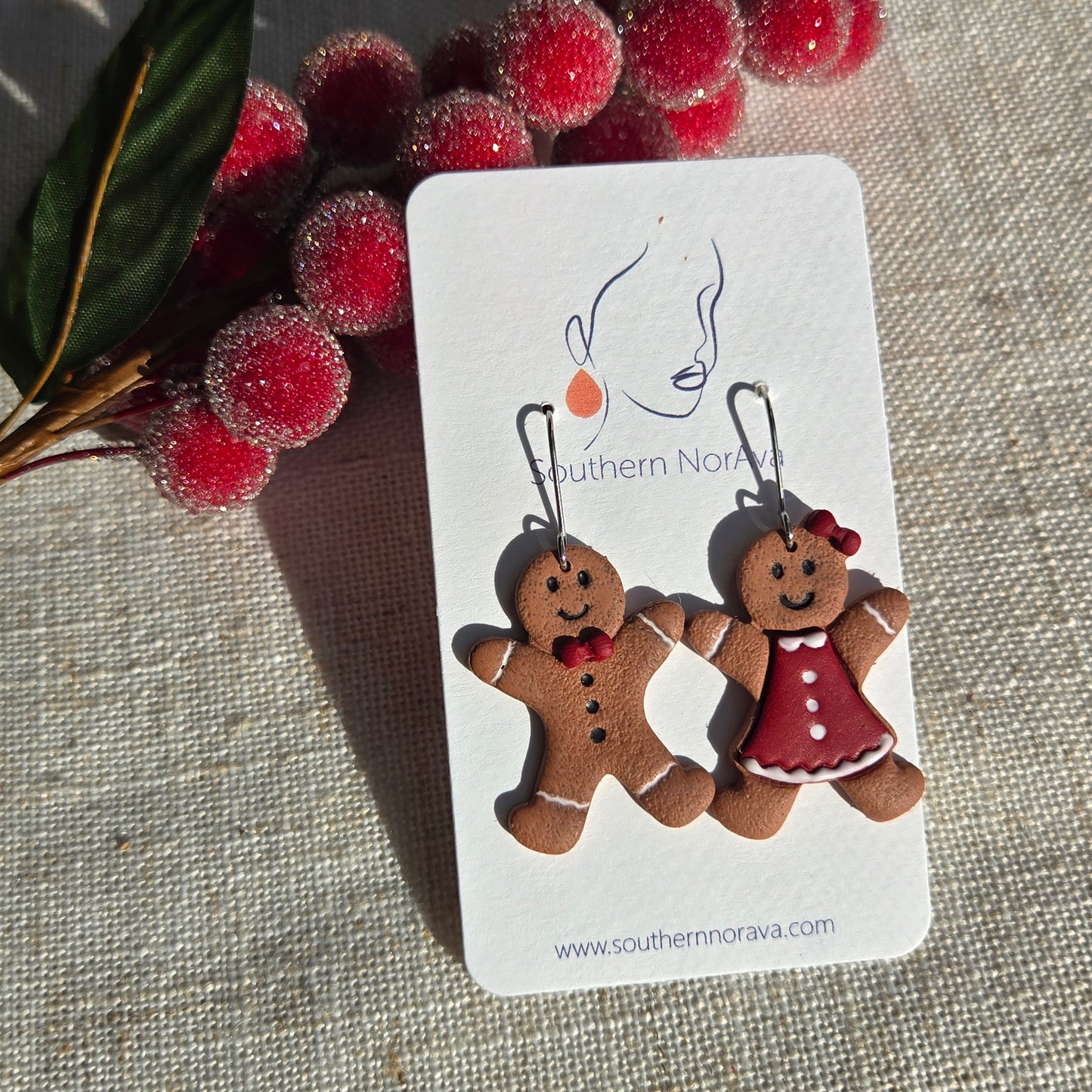 2025 Holiday - Clay - Gingerbread Couple