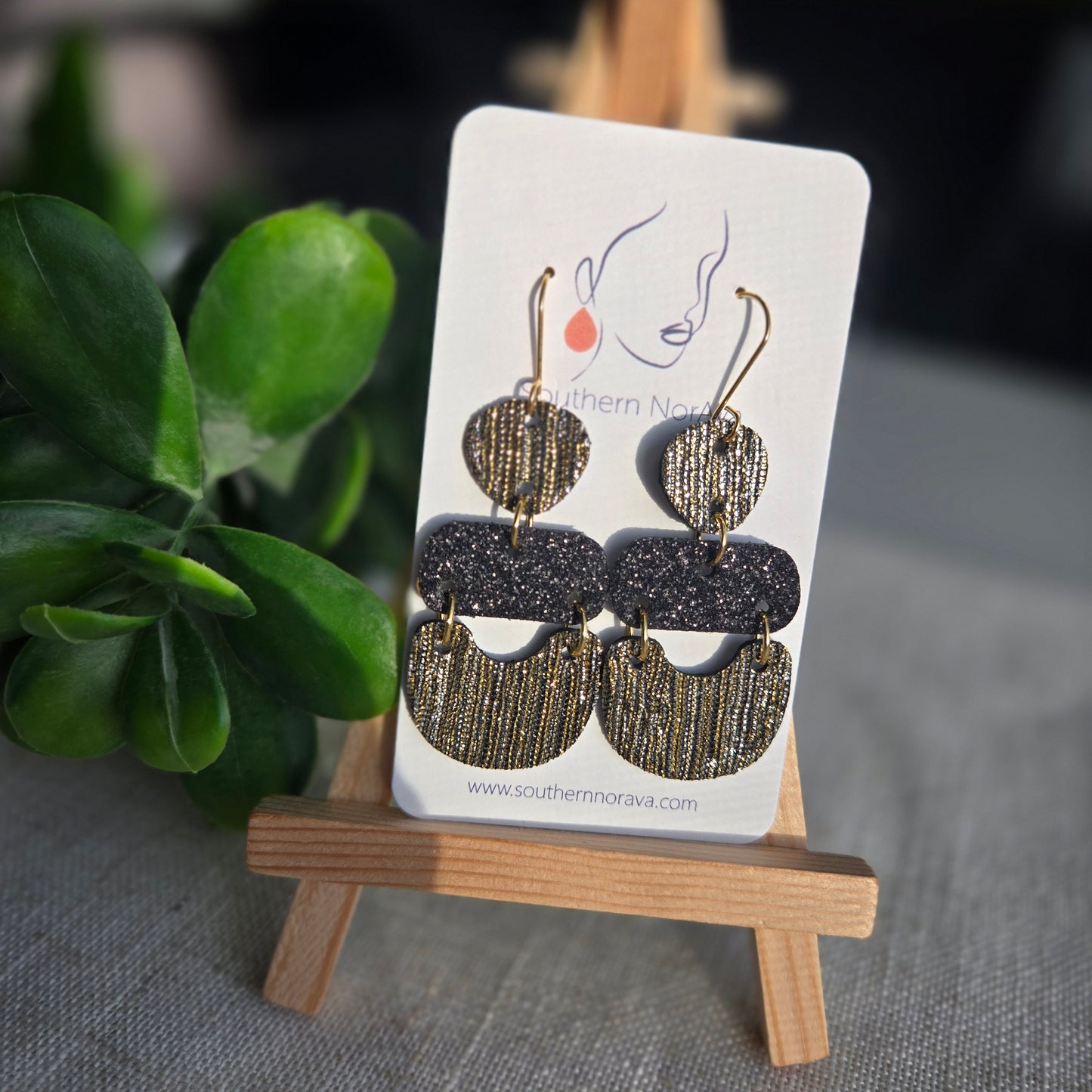 New Year's Collection - Leather - Ashley