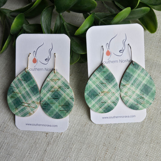 Lucky 2025 - Mandy - Green Plaid