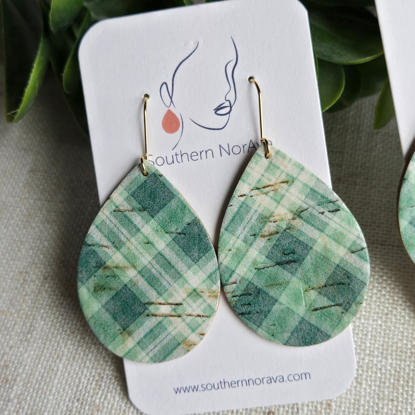 Lucky 2025 - Mandy - Green Plaid