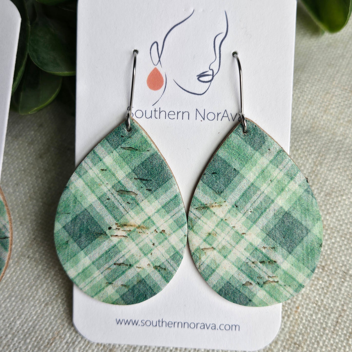 Lucky 2025 - Mandy - Green Plaid