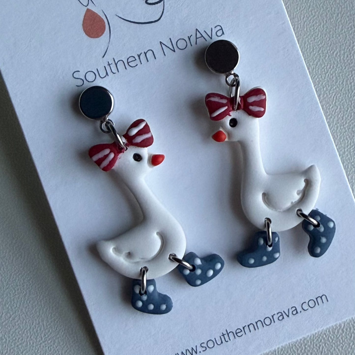 Summer Picnic - Patriotic Porch Goose