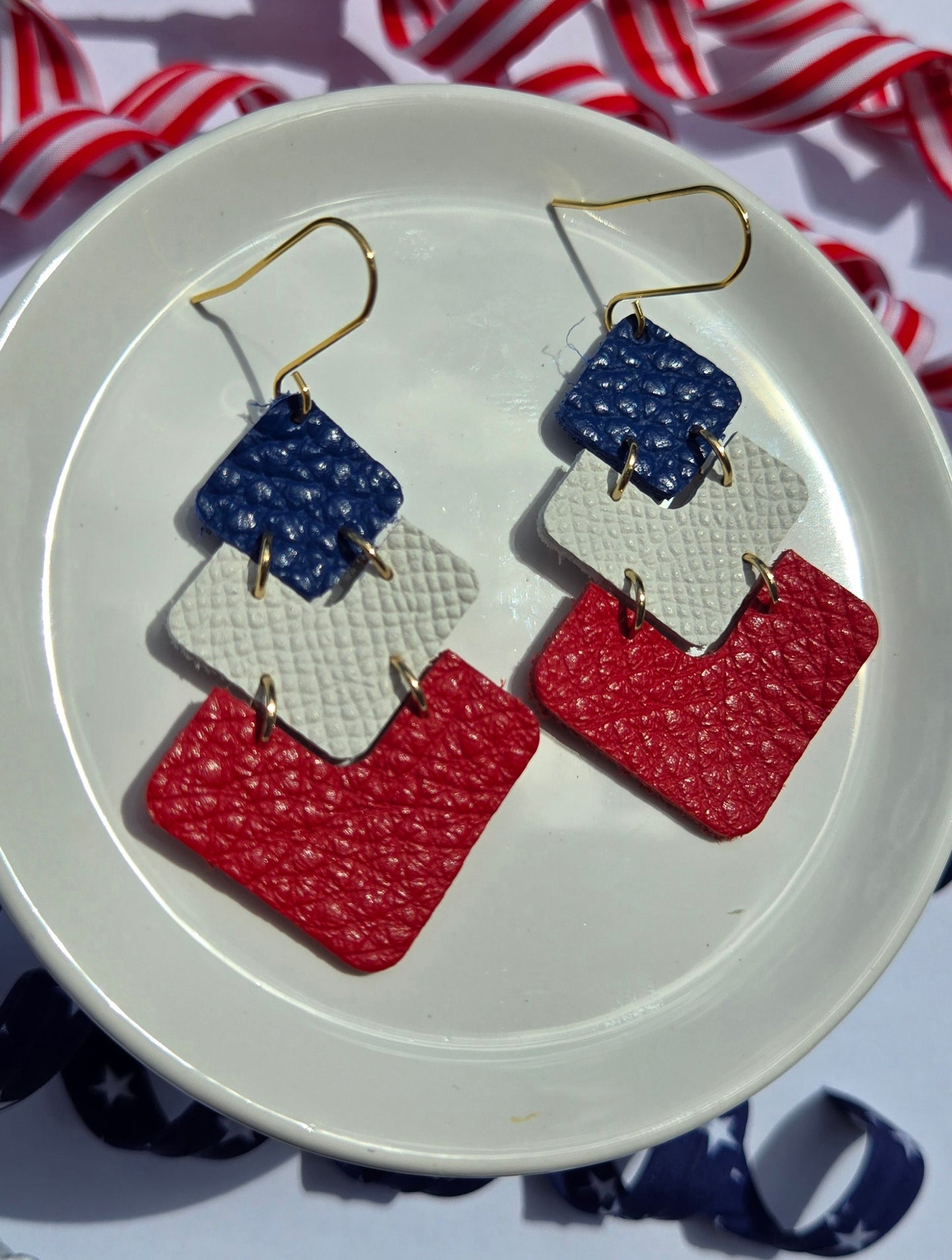 Red White and Blue - BWR Beth