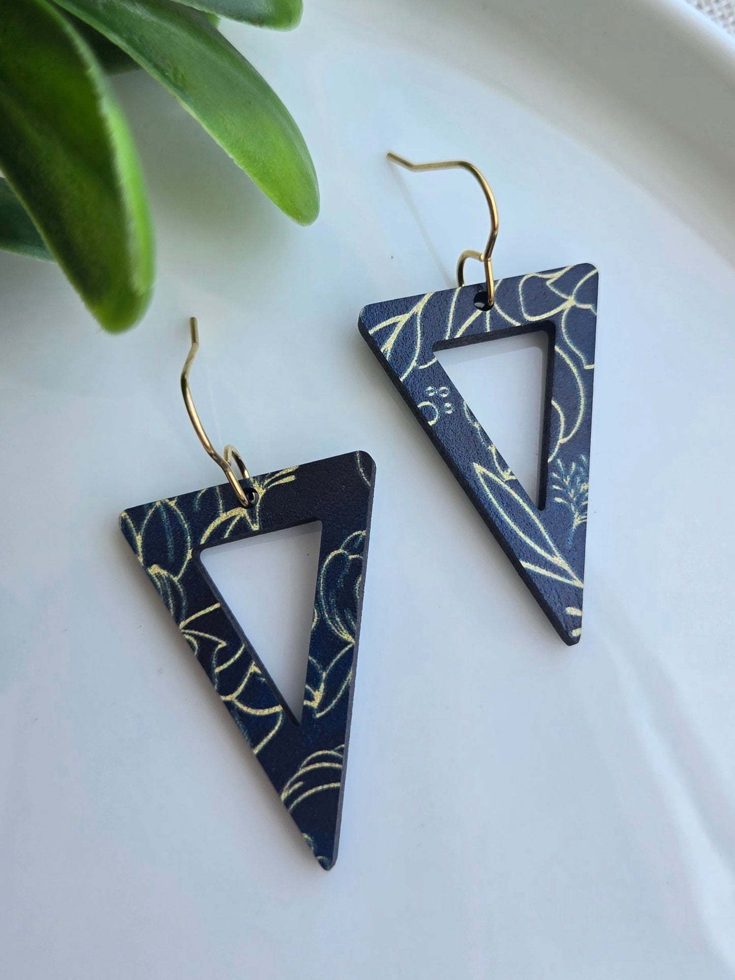 Wood - Inverted Triangle - Navy and Gold Floral