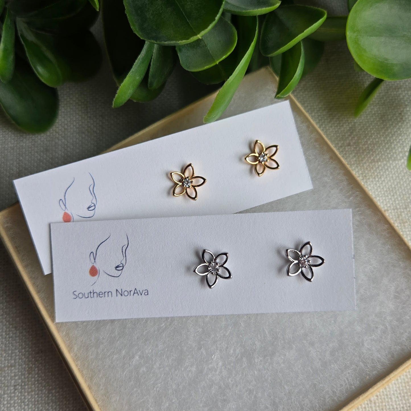 Garden Party - Flower Studs