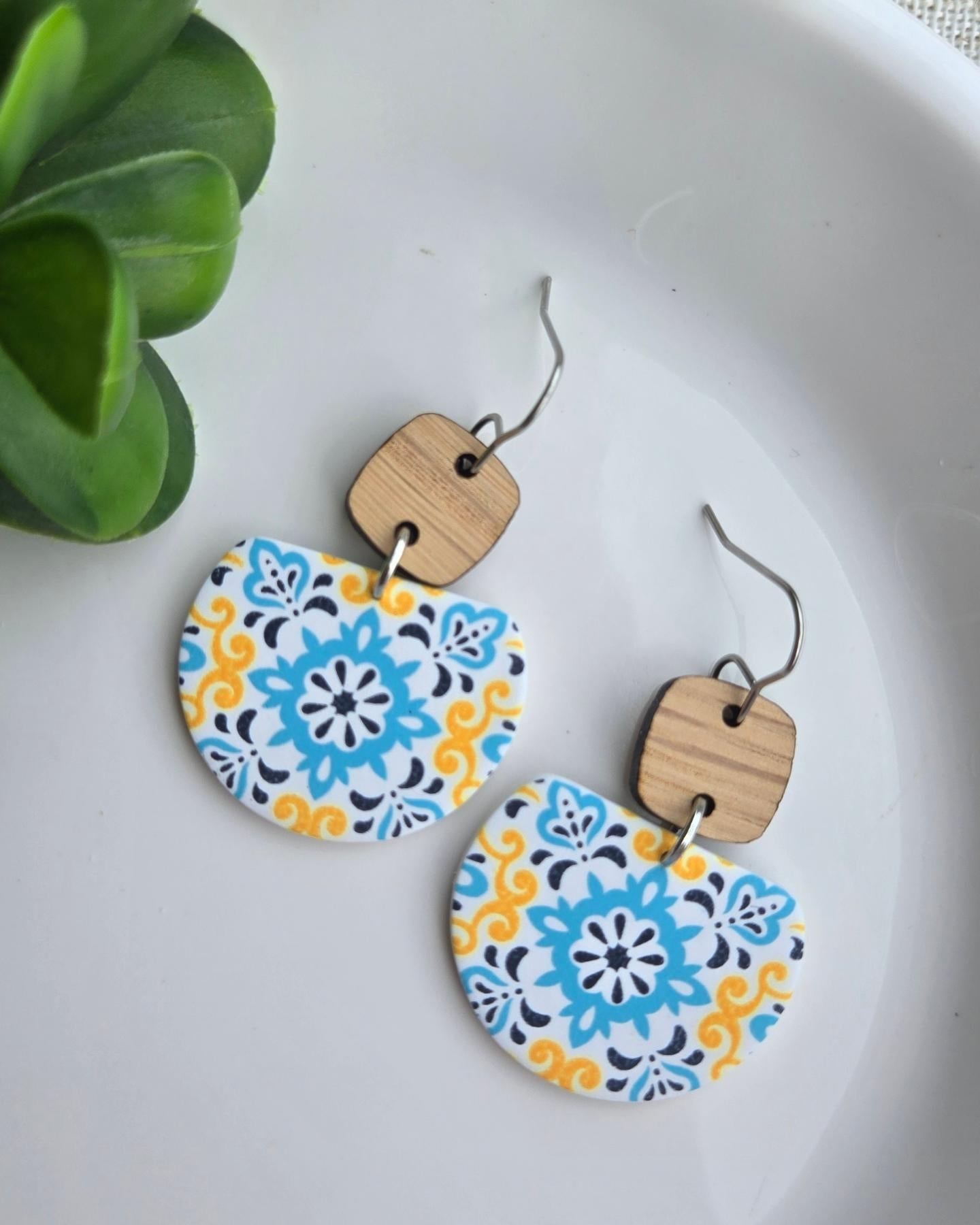 Moroccan Tile - Blue and Yellow - Notched Circles with Wood