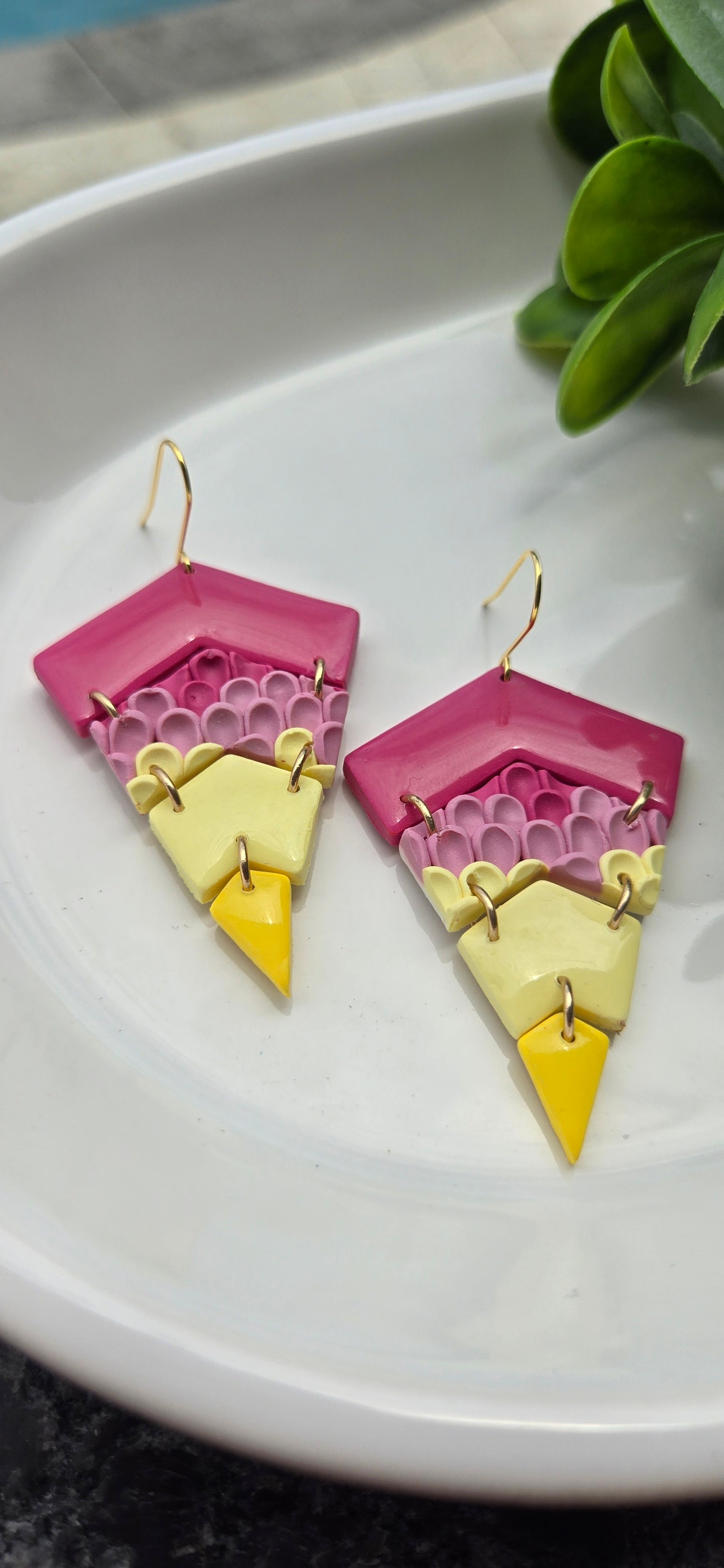 Strawberry Lemonade - Stacked Drops (Pink)