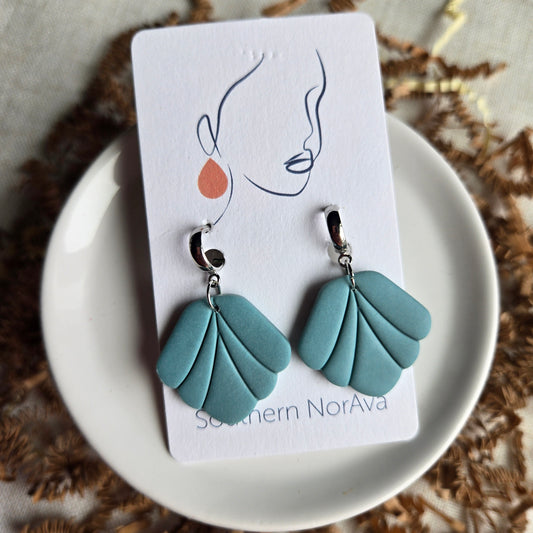 Clay - Scalloped - Blue