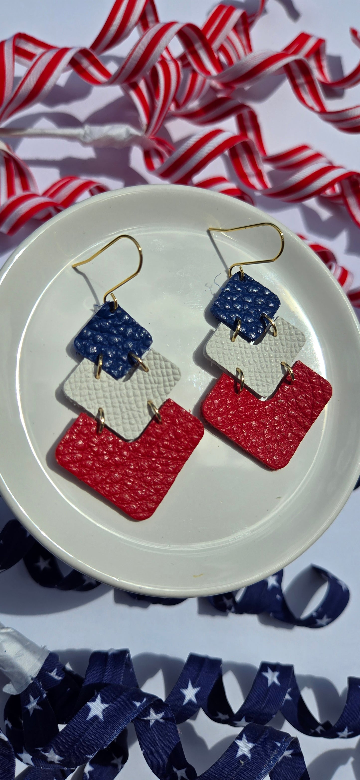 Red White and Blue - BWR Beth