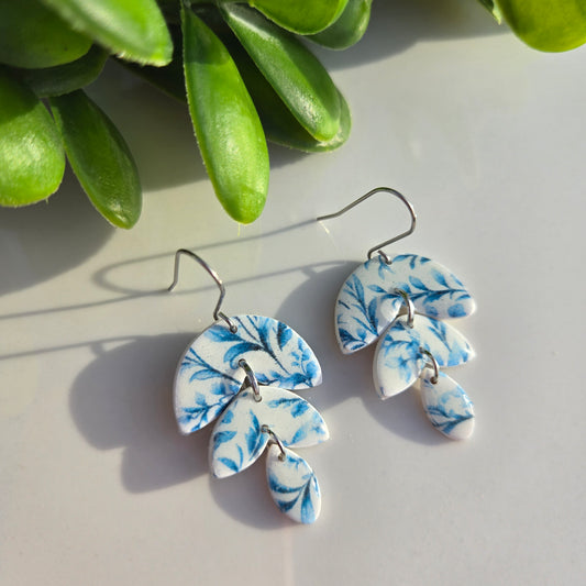 Clay - China Blue - Bubble Leaf Drops