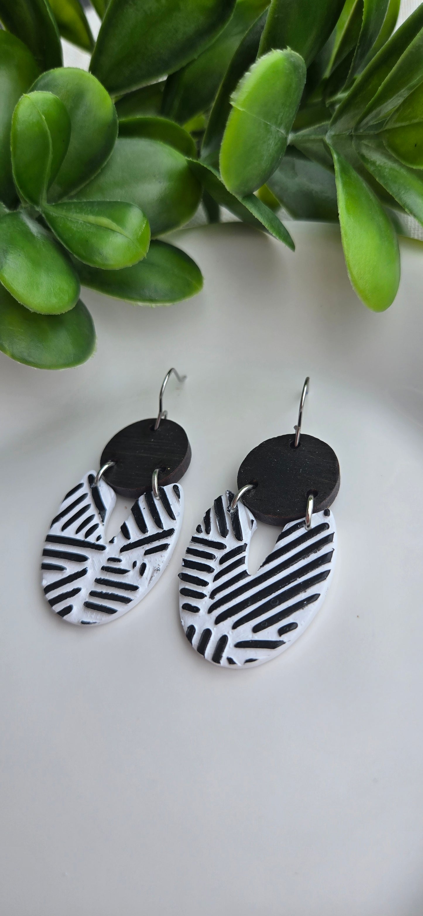 White and Black Dashes - U-Shaped Dangles