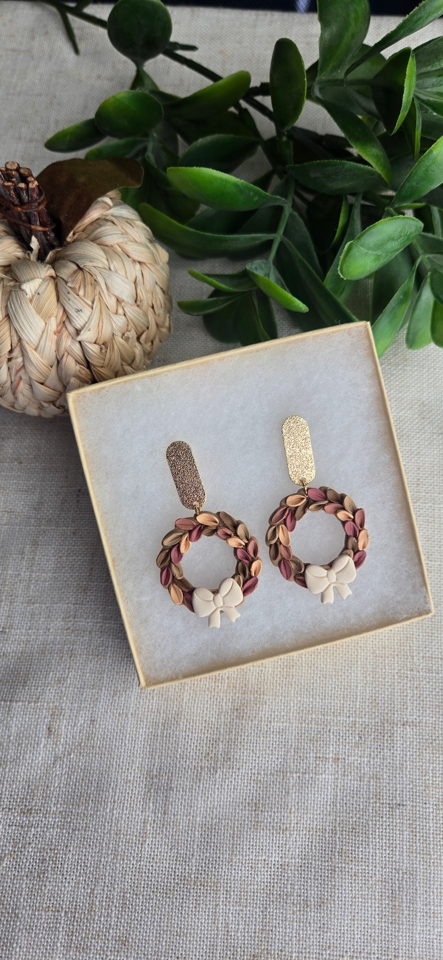 Clay Autumn Leaf Wreath